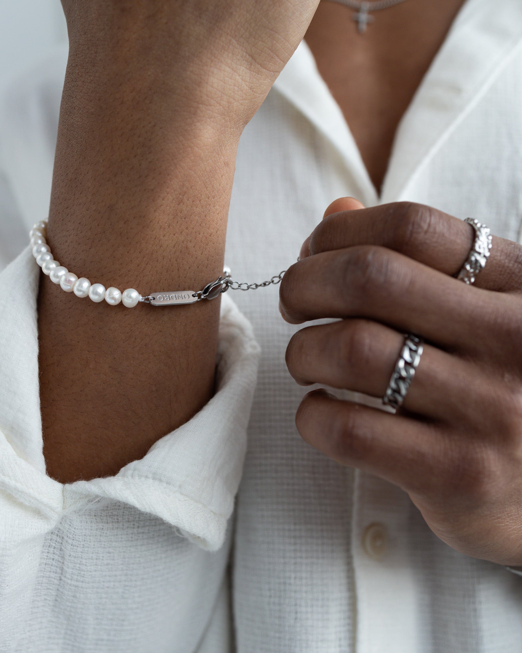 Armband || Verstellbare Größe - One Size || Einfach Verstellen, dank der Verlängerung.