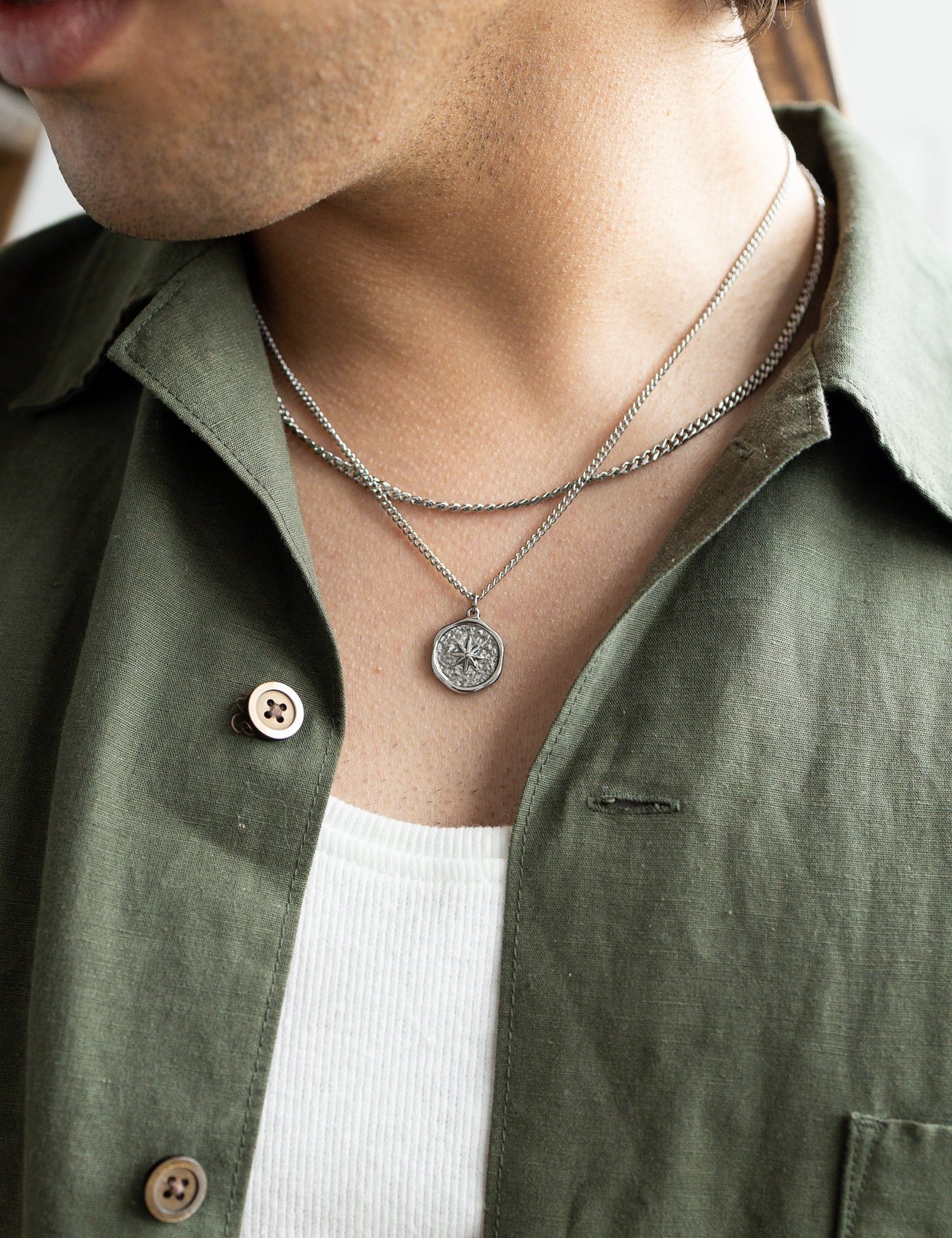 Kette || Jetzt Kombinieren || Das Model trägt die South Kette und die Cuban 3mm Kette.