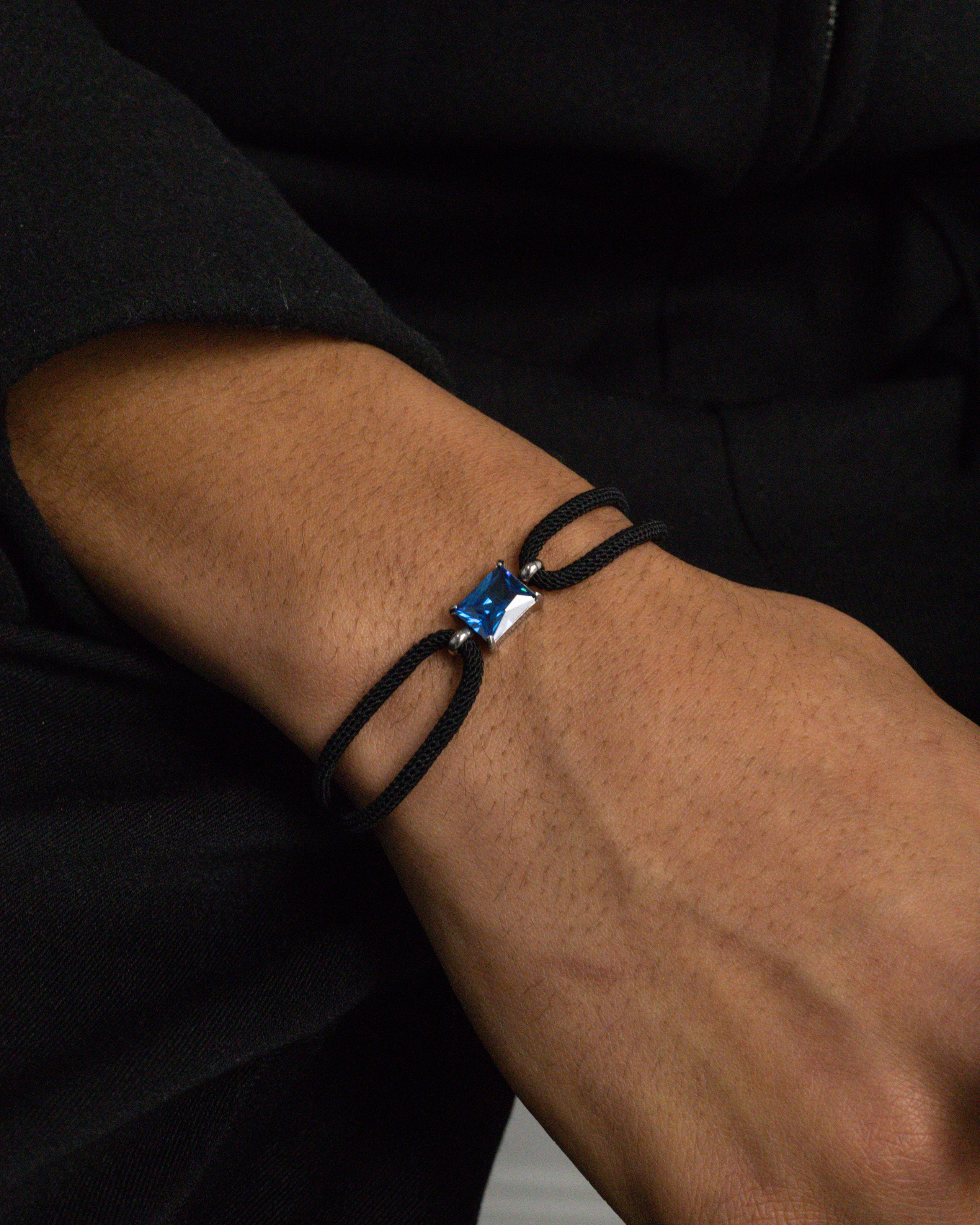 LUMÉ NOIR Armband - Marine Blue