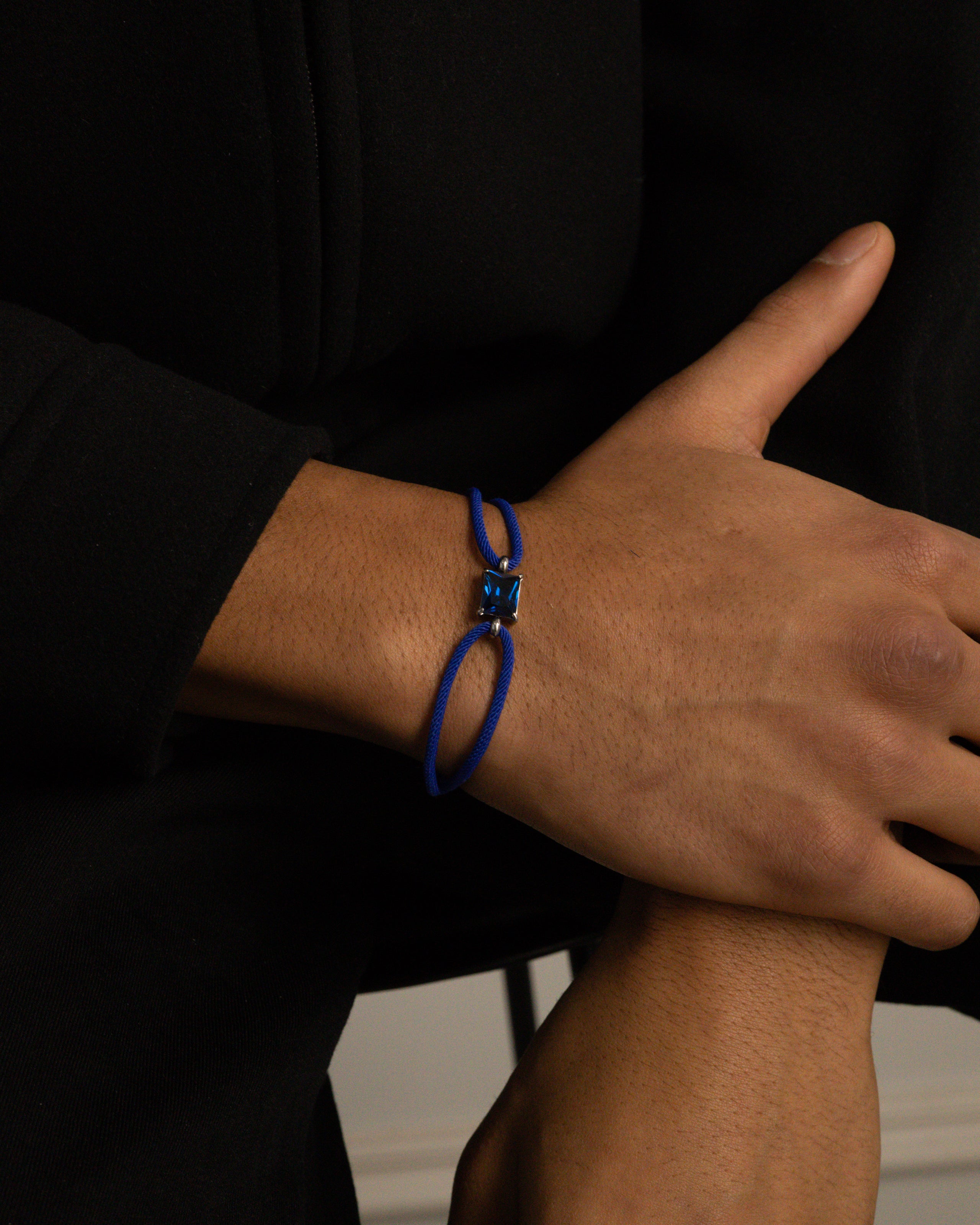 LUMÉ COMPOSÉ Armband – Marine Blue