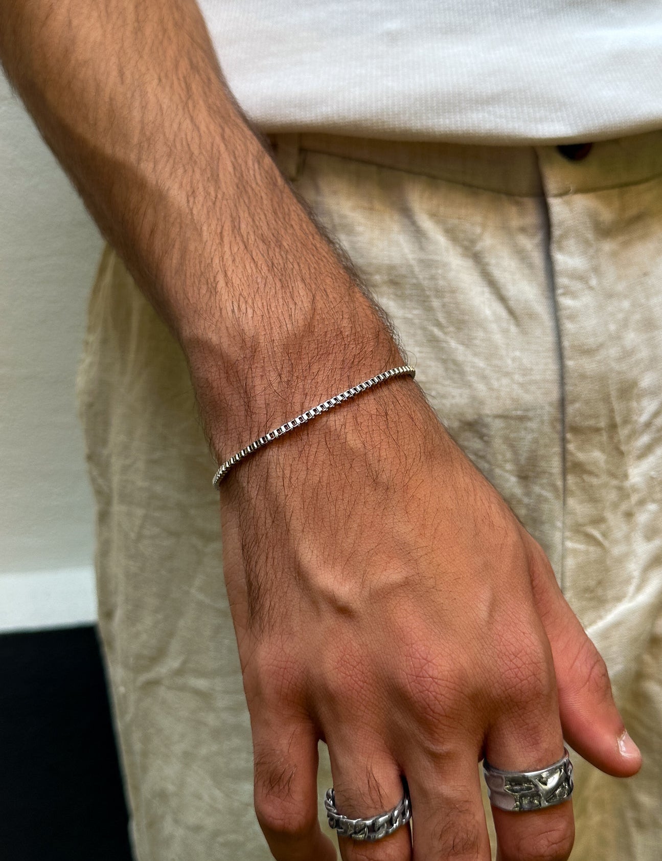 Armband || Kein Reißen, Kein brechen || Verschweißt und sicher.