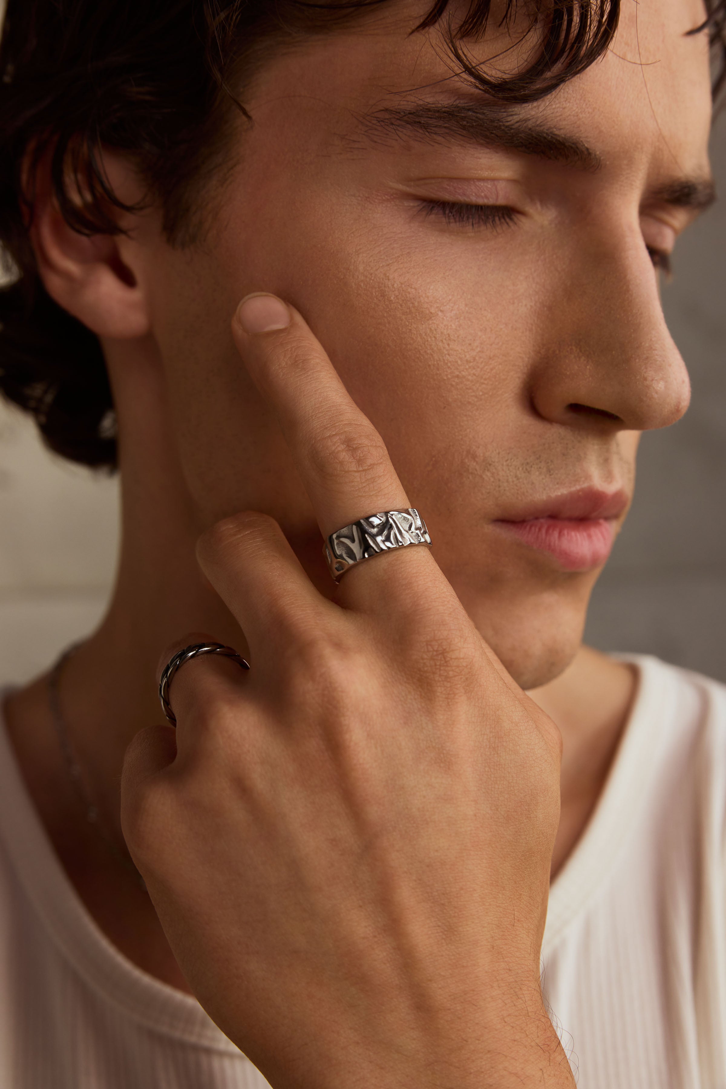Ketten || || Cruma Ring