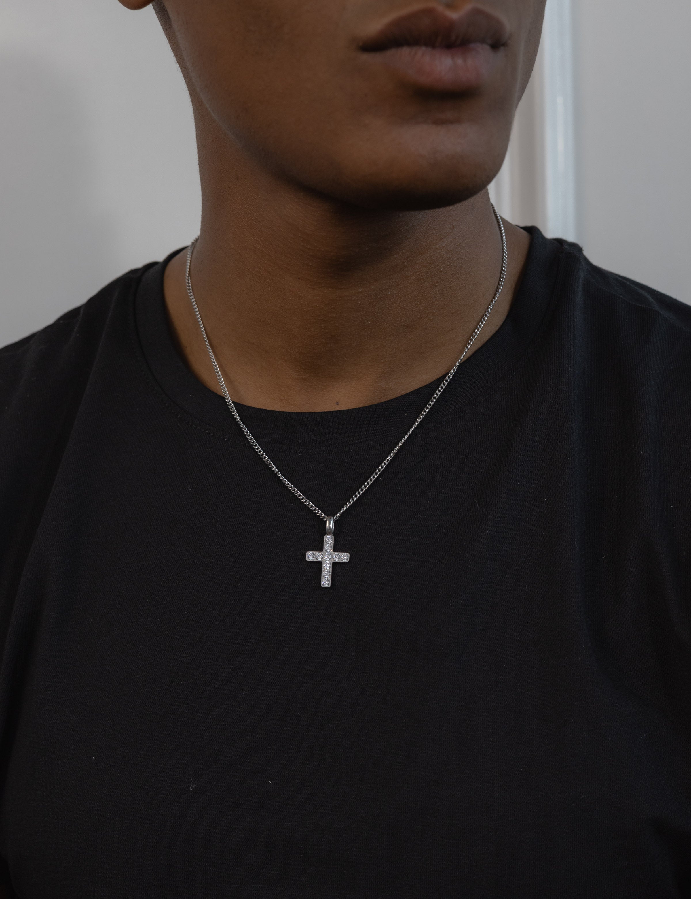 Iced Cross Halskette